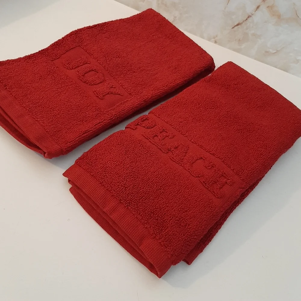 *Pottery Barn Cardinal Red Joy Peace Guest Towels - Set of 2 Towels